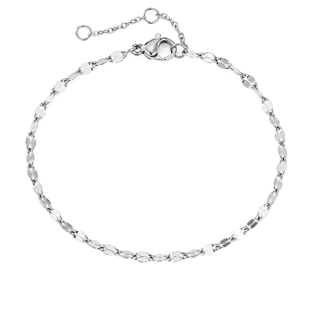 Adjustable stainless steel bracelet in silver color with oval chain links, minimalist jewelry design.