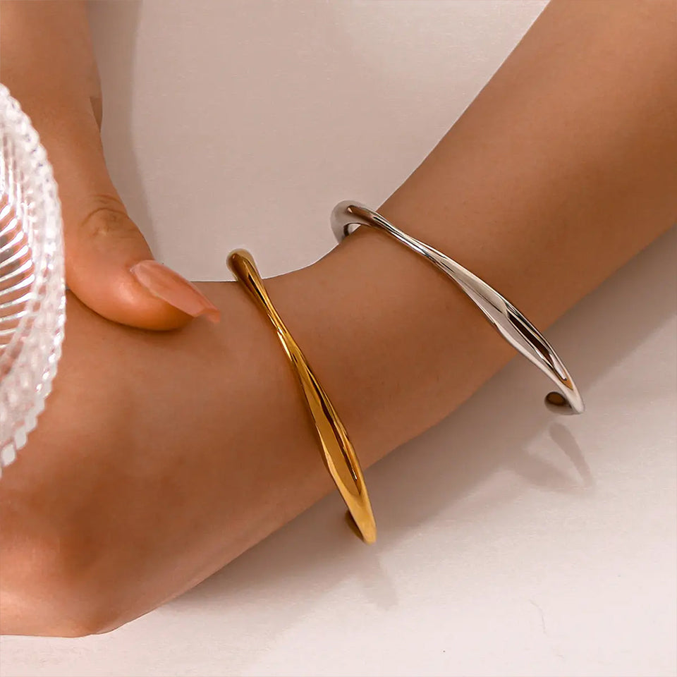 Classic 14k Gold Plated Stainless Steel Bracelet